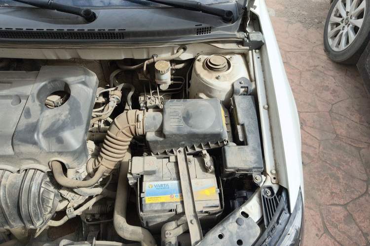 Used Geely Auto Emgrand 2016 Sedan 1.5L Manual Upward Edition Engine Bay Left
