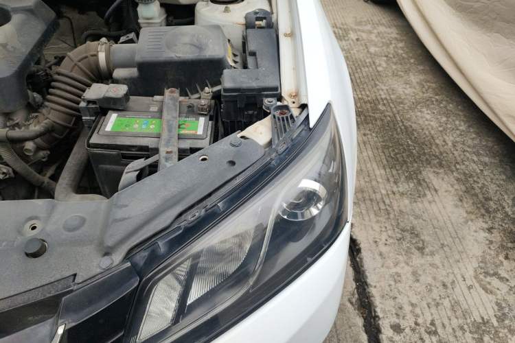 Used Geely Auto Emgrand 2016 Sedan 1.5L Manual Upward Edition Engine Bay Left