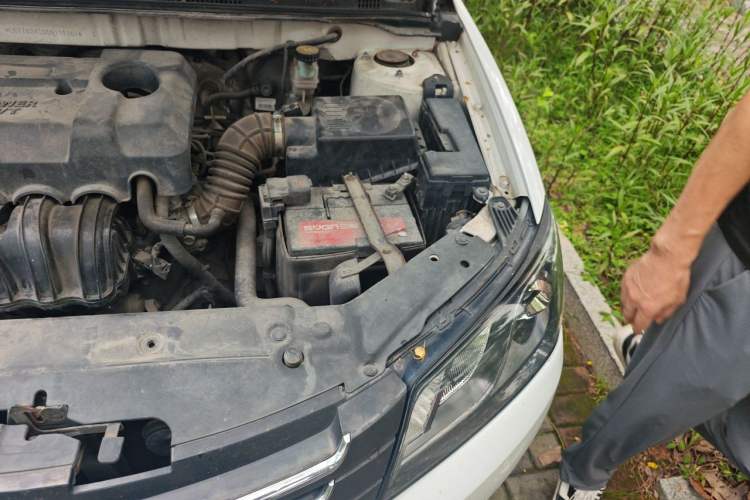 Used Geely Auto Emgrand 2016 Sedan 1.5L Manual Upward Edition Engine Bay Left