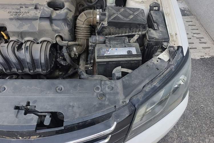 Used Geely Auto Emgrand 2016 Sedan 1.5L CVT Upward Version Engine Bay Left