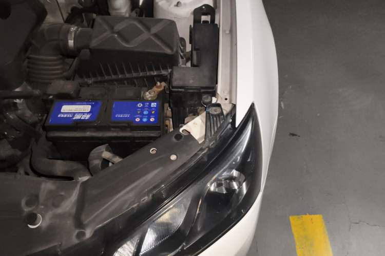 Used Geely Auto Emgrand 2016 Sedan 1.5L CVT Upward Version Engine Bay Left
