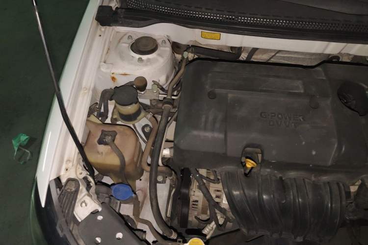 Used Geely Auto Emgrand 2016 Sedan 1.5L CVT Upward Version Engine Bay Right