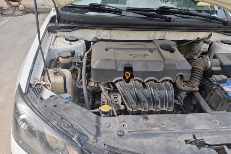 Used Geely Auto Emgrand 2016 Sedan 1.5L Manual Luxury Model Engine Bay Right