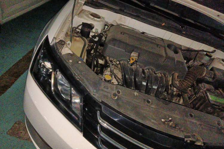 Used Geely Auto Emgrand 2016 Sedan 1.5L Manual Upward Edition Engine Bay Right