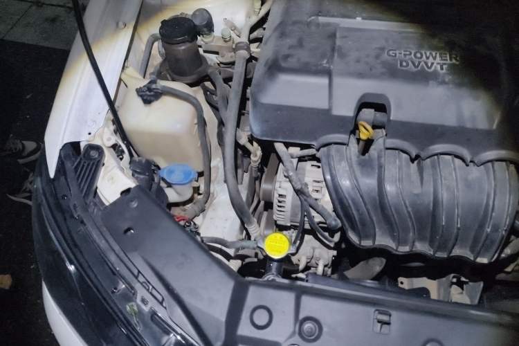 Used Geely Auto Emgrand 2016 Sedan 1.5L CVT Upward Version Engine Bay Right