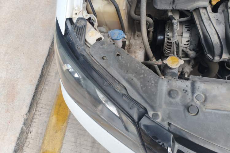 Used Geely Auto Emgrand 2016 Sedan 1.5L CVT Upward Version Engine Bay Right