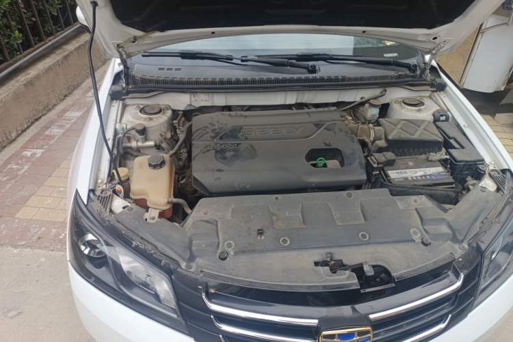 Used Geely Auto Emgrand 2016 Sedan 1.3T CVT Upward Edition Engine Bay Right