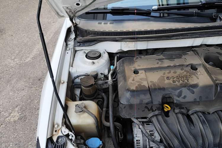 Used Geely Auto Emgrand 2016 Sedan 1.5L CVT Luxury Model Engine Bay Right