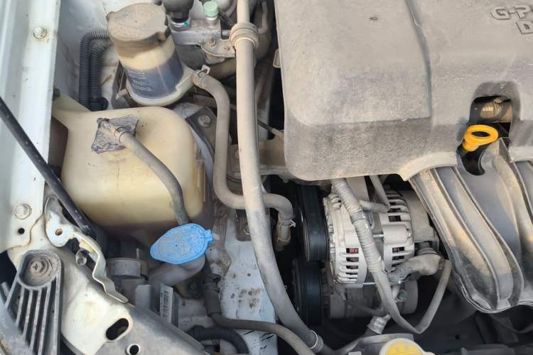 Used Geely Auto Emgrand 2016 Sedan 1.5L Manual Luxury Model Engine Bay Right