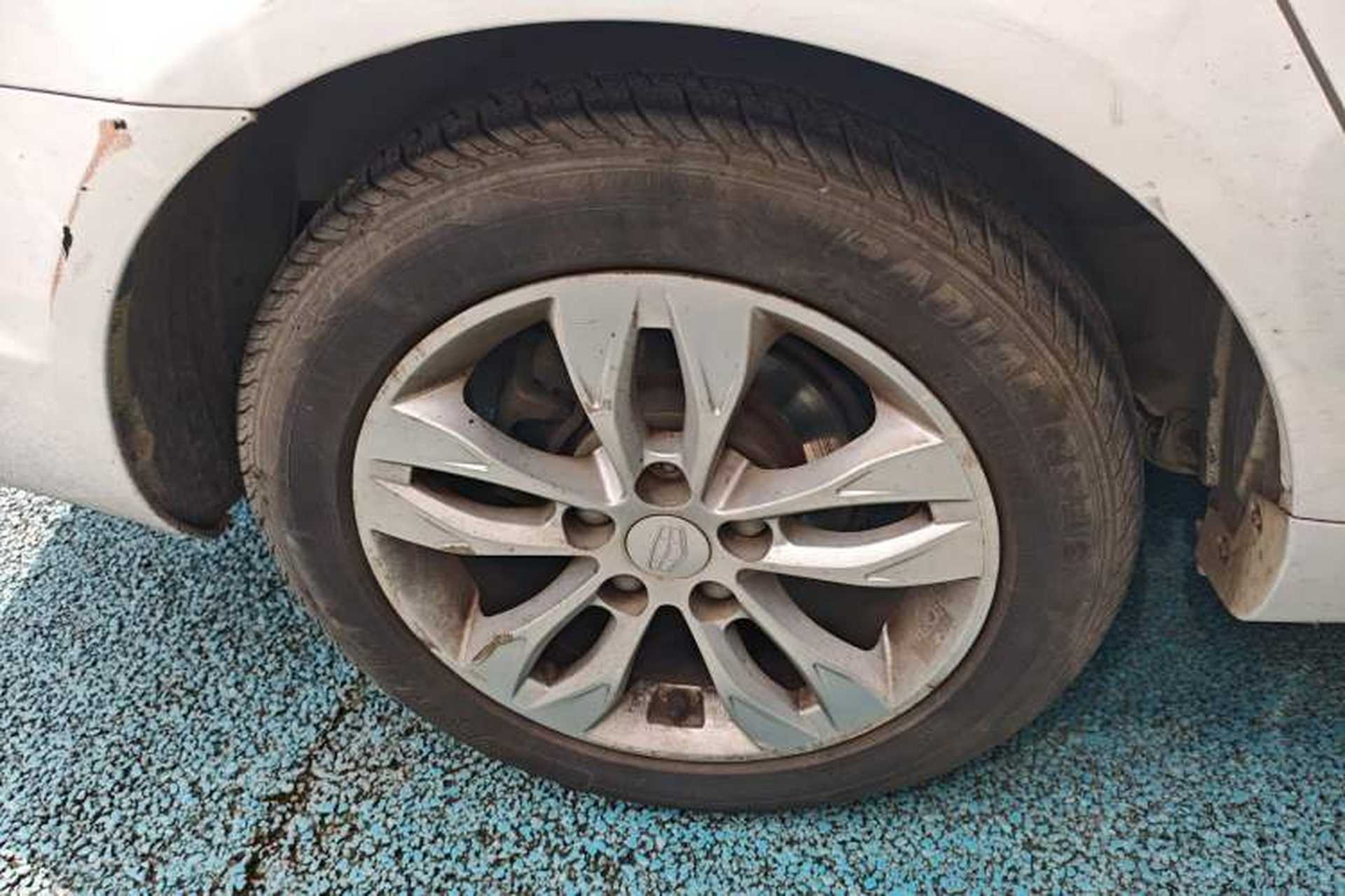 Used Geely Auto Emgrand 2016 Sedan 1.5L CVT Upward Version Exterior 5