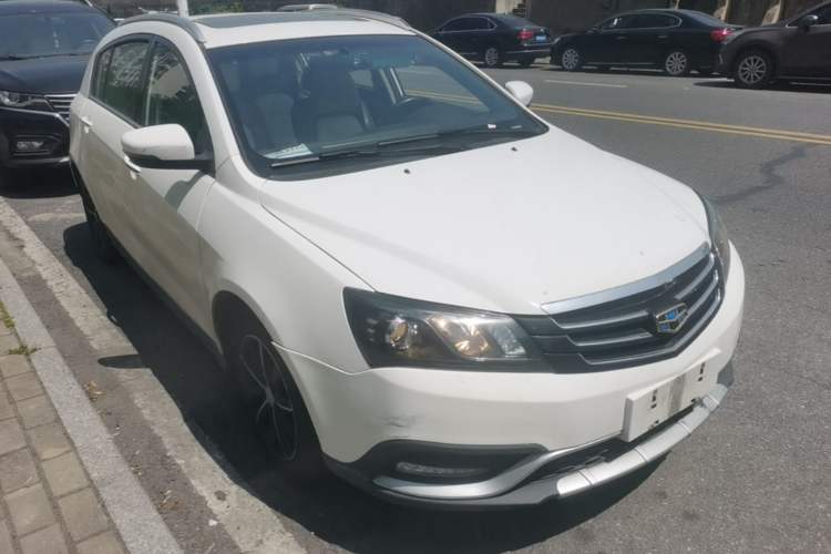 Used Geely Auto Emgrand 2016 Hatchback RS 1.5L Manual - Upward Edition Front Right 45 Deg
