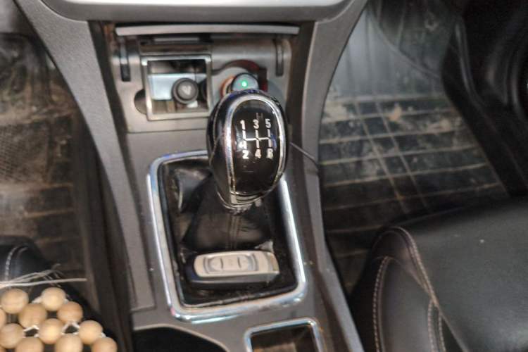 Used Geely Auto Emgrand 2016 Sedan 1.5L Manual Upward Edition Gear Lever