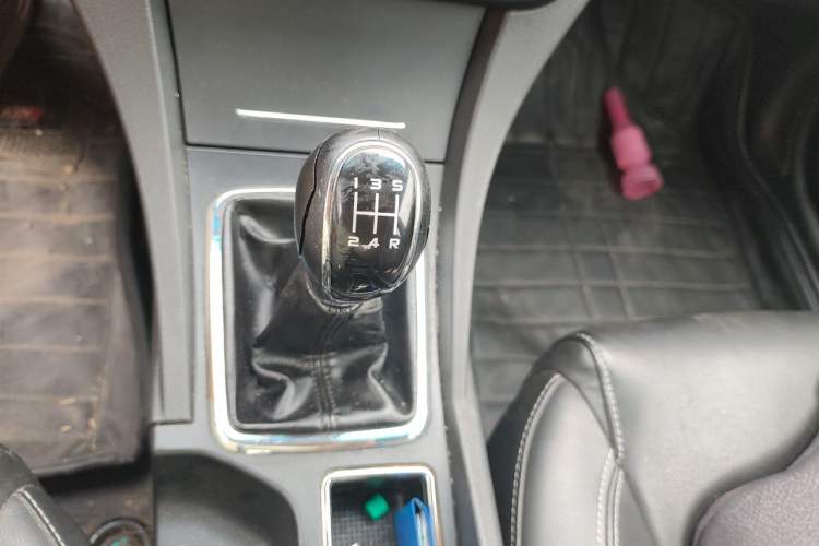 Used Geely Auto Emgrand 2016 Sedan 1.5L Manual Upward Edition Gear Lever