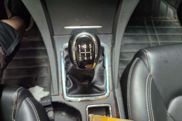 Used Geely Auto Emgrand 2016 Sedan 1.5L Manual Upward Edition Gear Lever