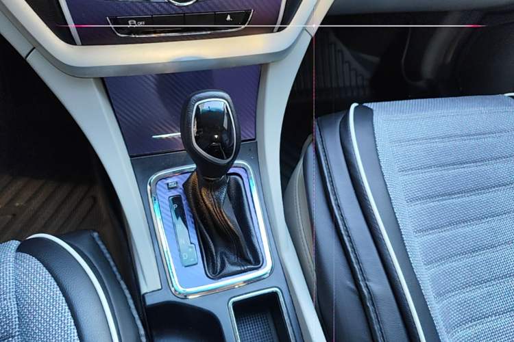 Used Geely Auto Emgrand 2016 Sedan 1.5L CVT Luxury Model Gear Lever