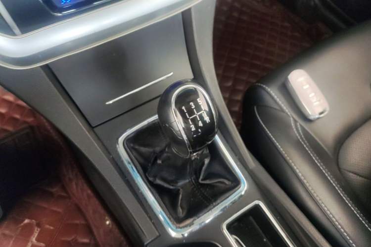Used Geely Auto Emgrand 2016 Sedan 1.5L Manual Upward Edition Gear Lever