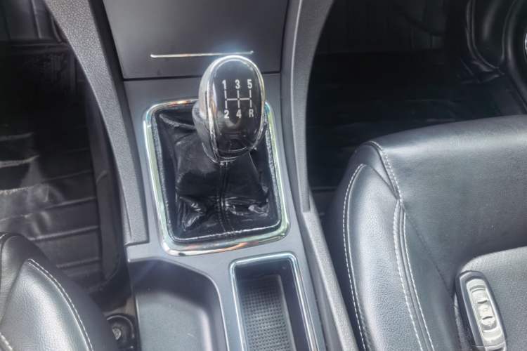Used Geely Auto Emgrand 2016 Sedan 1.5L Manual Upward Edition Gear Lever
