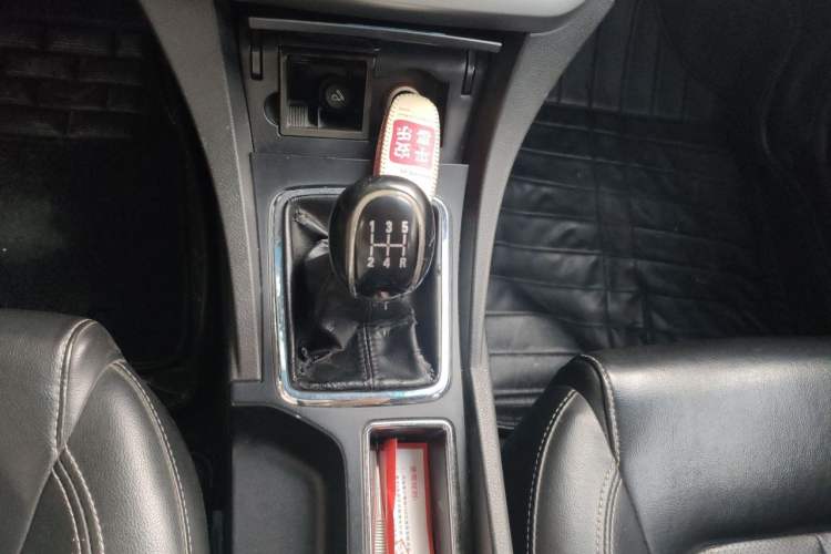 Used Geely Auto Emgrand 2016 Sedan 1.5L Manual Upward Edition Gear Lever