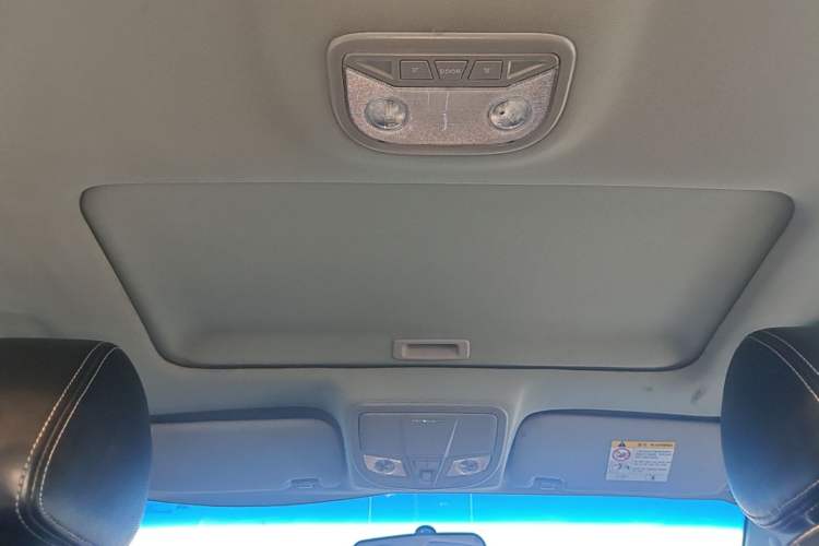 Used Geely Auto Emgrand 2016 Sedan 1.5L Manual Upward Edition Headliner