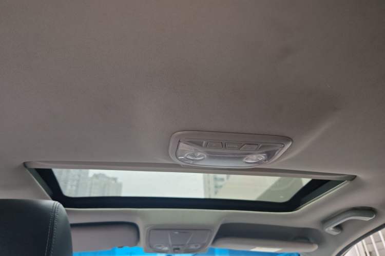 Used Geely Auto Emgrand 2016 Sedan 1.5L Manual Upward Edition Headliner