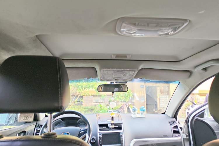 Used Geely Auto Emgrand 2016 Sedan 1.5L Manual Upward Edition Headliner