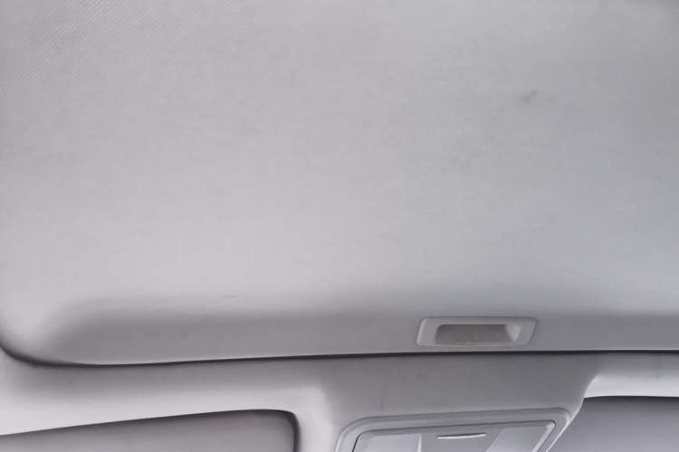 Used Geely Auto Emgrand 2016 Sedan 1.5L Manual Upward Edition Headliner
