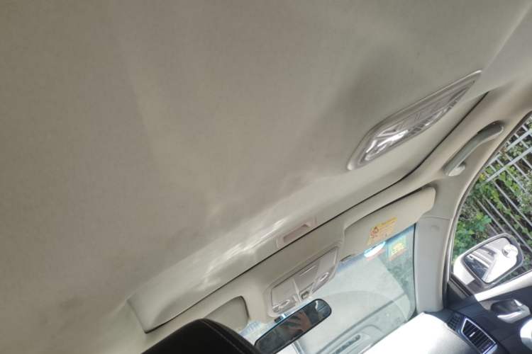 Used Geely Auto Emgrand 2016 Sedan 1.5L Manual Upward Edition Headliner
