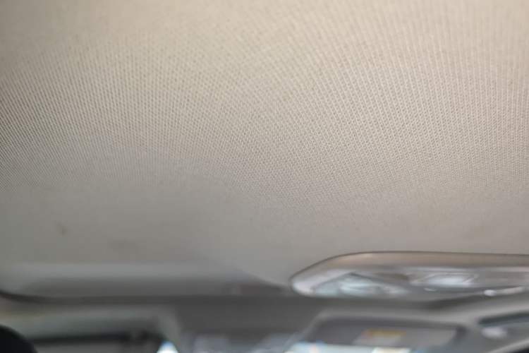 Used Geely Auto Emgrand 2016 Sedan 1.3T CVT Upward Edition Headliner