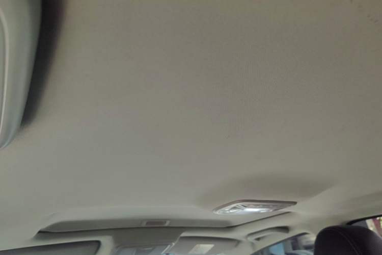 Used Geely Auto Emgrand 2016 Sedan 1.5L Manual Upward Edition Headliner