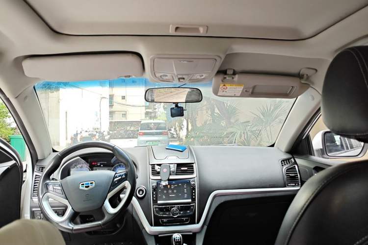 Used Geely Auto Emgrand 2016 Sedan 1.5L Manual Upward Edition Headliner