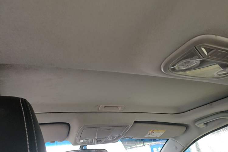 Used Geely Auto Emgrand 2016 Sedan 1.5L Manual Upward Edition Headliner
