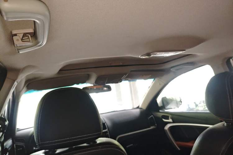 Used Geely Auto Emgrand 2016 Hatchback RS 1.5L CVT Upward Edition Headliner