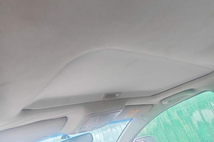 Used Geely Auto Emgrand 2016 Sedan 1.5L Manual Upward Edition Headliner