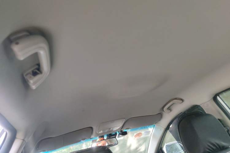Used Geely Auto Emgrand 2016 Sedan 1.3T Manual Upward Edition Headliner
