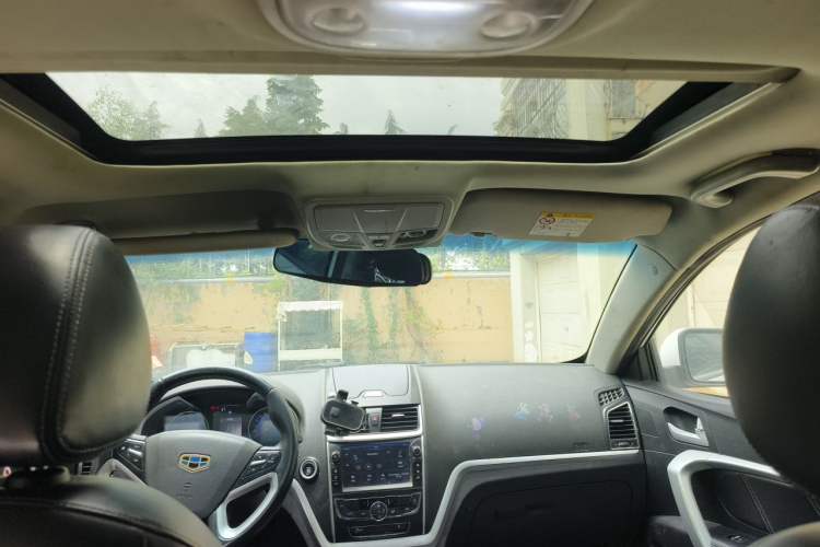 Used Geely Auto Emgrand 2016 Sedan 1.5L Manual Upward Edition Headliner