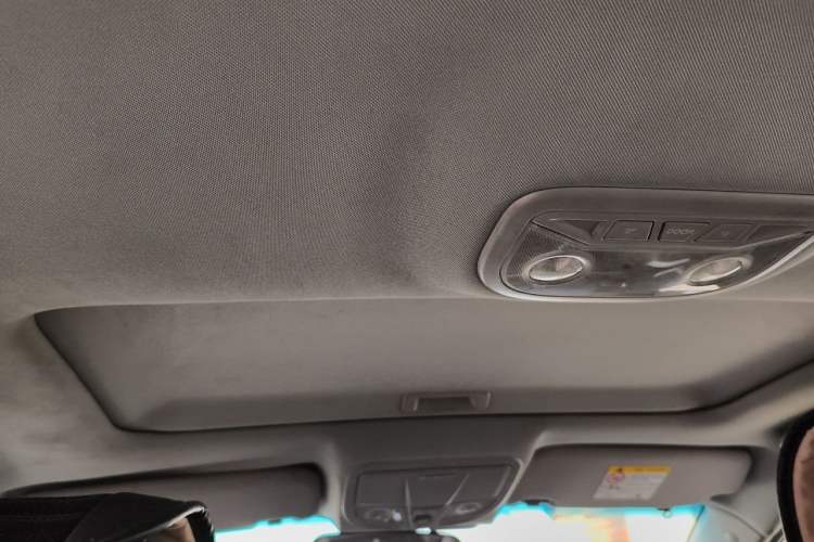 Used Geely Auto Emgrand 2016 Sedan 1.5L Manual Upward Edition Headliner