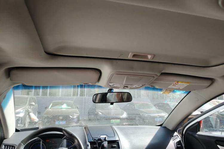 Used Geely Auto Emgrand 2016 Hatchback RS 1.5L Manual - Upward Edition Headliner