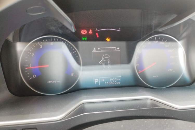 Used Geely Auto Emgrand 2016 Sedan 1.5L CVT Upward Version Instrument Cluster