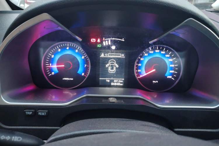 Used Geely Auto Emgrand 2016 Sedan 1.5L Manual Upward Edition Instrument Cluster