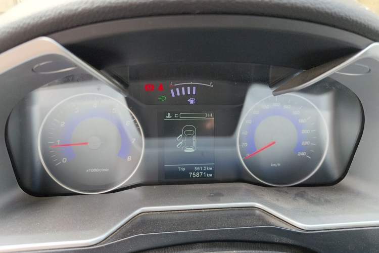 Used Geely Auto Emgrand 2016 Sedan 1.5L Manual Upward Edition Instrument Cluster