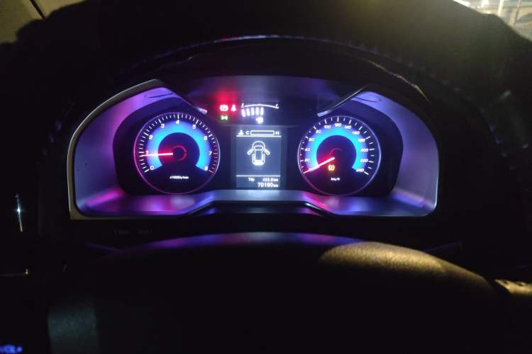 Used Geely Auto Emgrand 2016 Sedan 1.5L Manual Upward Edition Instrument Cluster