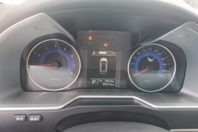 Used Geely Auto Emgrand 2016 Hatchback RS 1.5L CVT Upward Edition Instrument Cluster