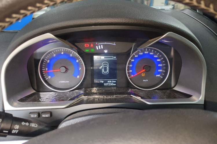 Used Geely Auto Emgrand 2016 Sedan 1.5L Manual Upward Edition Instrument Cluster