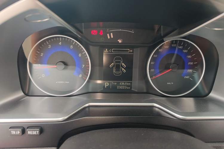 Used Geely Auto Emgrand 2016 Hatchback RS 1.3T CVT Top-Tier Version Instrument Cluster