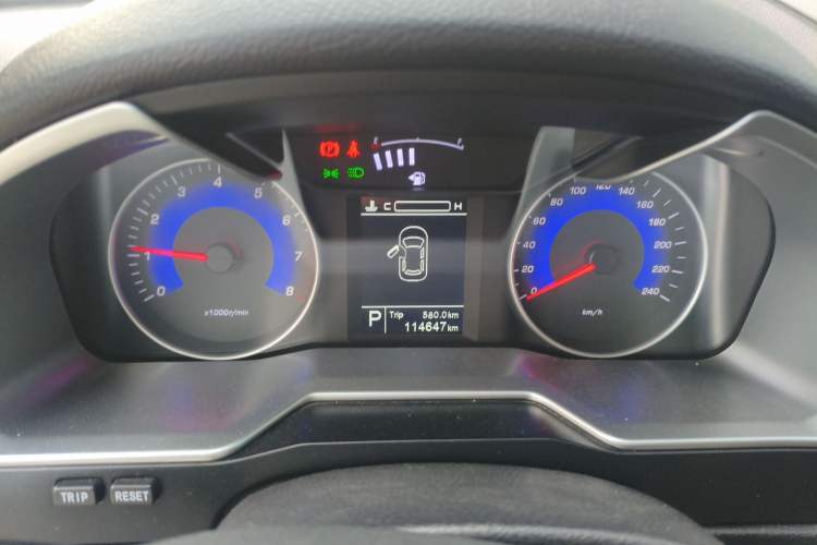 Used Geely Auto Emgrand 2016 Sedan 1.5L CVT Upward Version Instrument Cluster