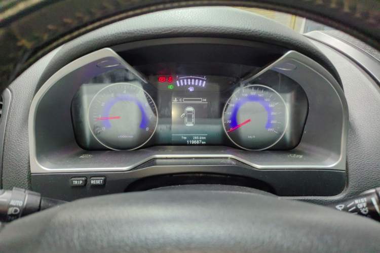 Used Geely Auto Emgrand 2016 Sedan 1.5L Manual Upward Edition Instrument Cluster