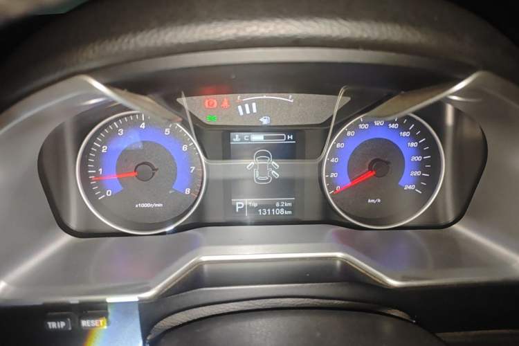 Used Geely Auto Emgrand 2016 Sedan 1.5L CVT Upward Version Instrument Cluster