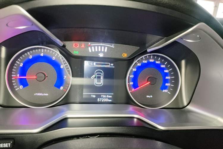 Used Geely Auto Emgrand 2016 Sedan 1.5L Manual Upward Edition Instrument Cluster