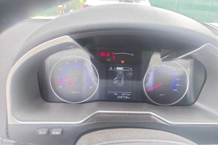 Used Geely Auto Emgrand 2016 Sedan 1.5L Manual Upward Edition Instrument Cluster