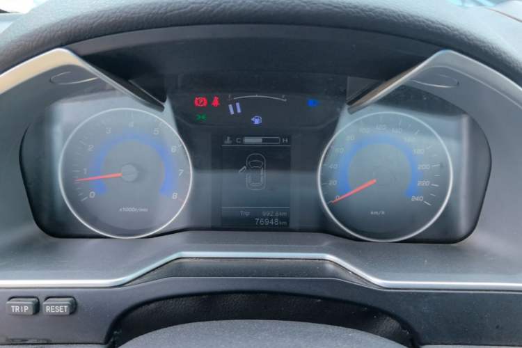 Used Geely Auto Emgrand 2016 Sedan 1.5L Manual Upward Edition Instrument Cluster